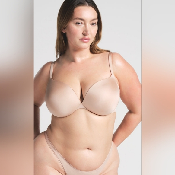 SKIMS Ultimate Plunge Push Up Bra In Mica - Picture 1 of 10